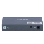 Switch PoE para conectar y alimentar 4 cámaras IP con gestión cloud