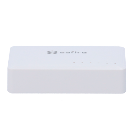 Switch de red para conectar varios dispositivos por cable en casa