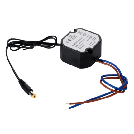 Fuente de alimentación impermeable para cámaras y dispositivos 12V
