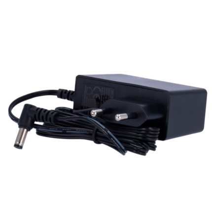 Cargador de corriente continua 12V para cámaras y dispositivos