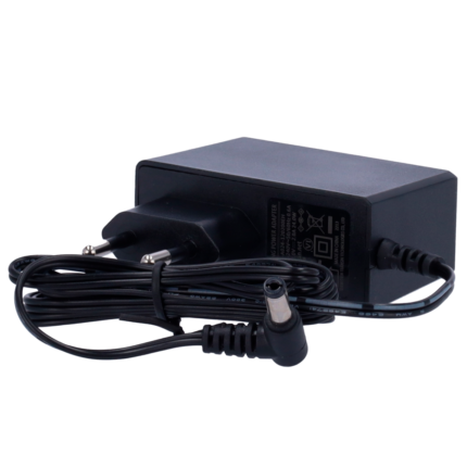 Cargador de corriente continua 12V para cámaras y dispositivos