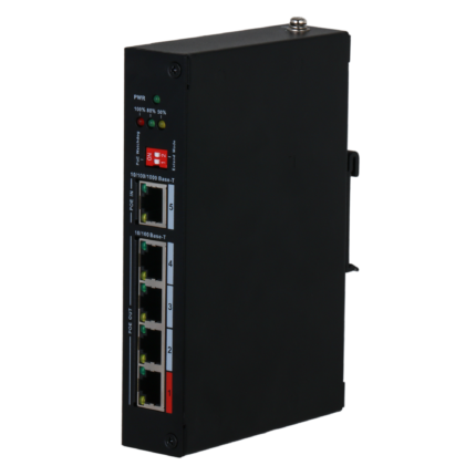 Extensor de red para ampliar conexiones con alimentación por cable