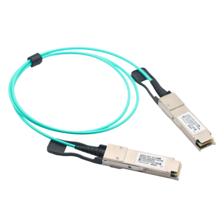 Cable óptico activo para conectar switches en red – 30 metros